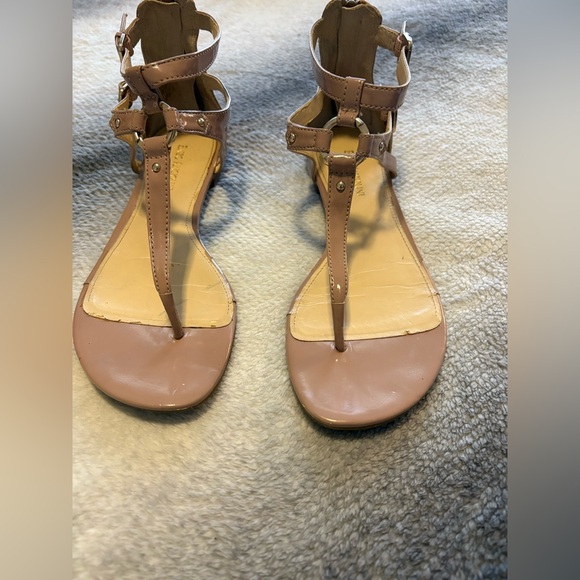 Enzo Angiolini Mauve Patent Leather Gladiator Sandals Flats Shoes 10 - Picture 2 of 9